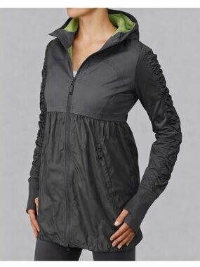 Lululemon Super Tracker Hooded Performance Jacket Gray / Lime 12